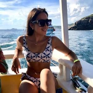 Meet your Posher, Catalina